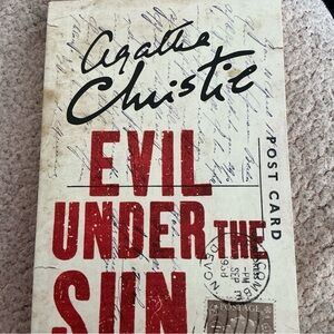 Agatha Christie 'Evil‎ Under the Sun' Book